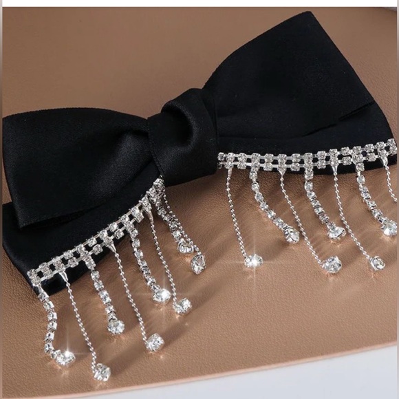 Rhinestone Dangle Hair Bow Clip Holiday Christmas Stocking - Red Black or Ivory - Picture 3 of 7